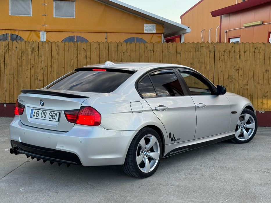 BMW 3 Series 2010 — imagine 4