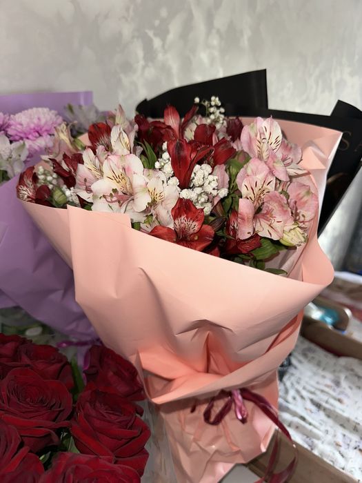 Свежие букеты,и красивые