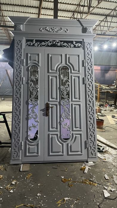 Выходные двери на выбор