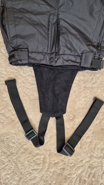 Продам новые балоневые штаны