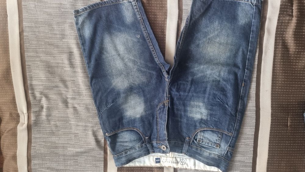 Къси мъжки панталони