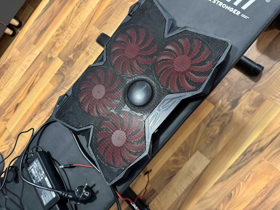 Laptop Gaming MSI Thin 15 | RTX 4050 (6GB) | i5 | 16GB RAM | 1 An Garanție, Ca Nou + cooler de racire gaming