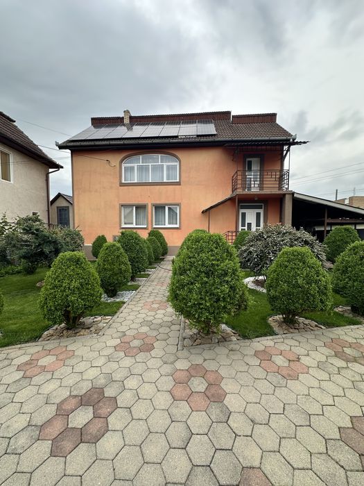 Vand casa in Ludus cu teren 12 arii