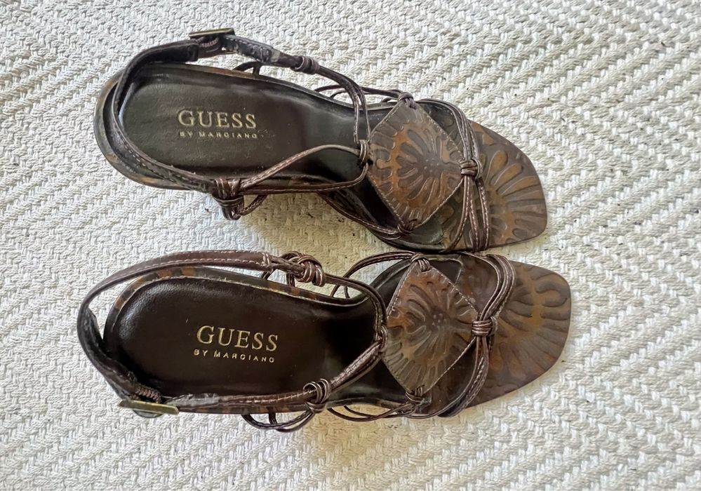 Дамски летни обувки Guess -36 номер
