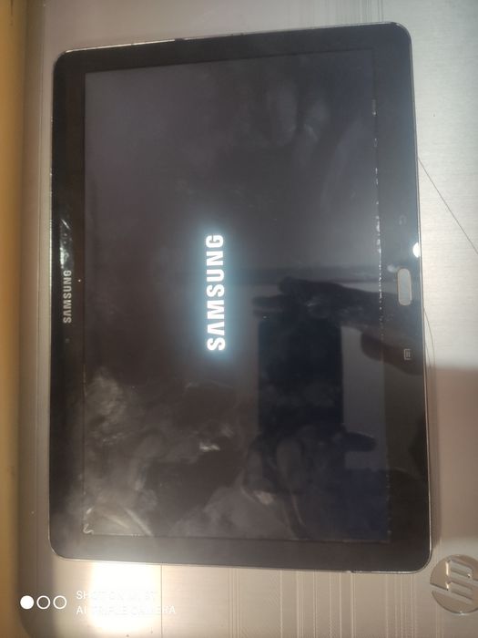 Продам планшет samsung 10.1