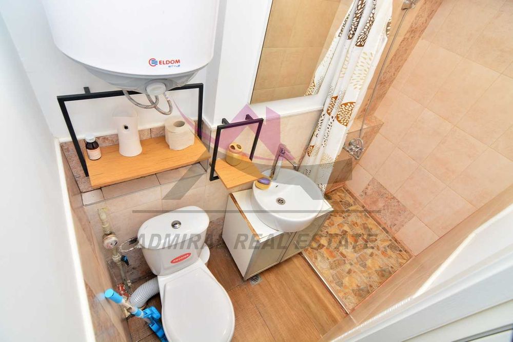 Дава се под наем Двустаен апартамент в Варна, Общината - 45 кв.м за 435 € - Снимка #3