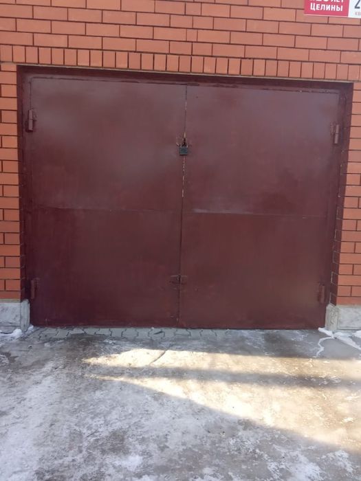 Гаражные железные ворота