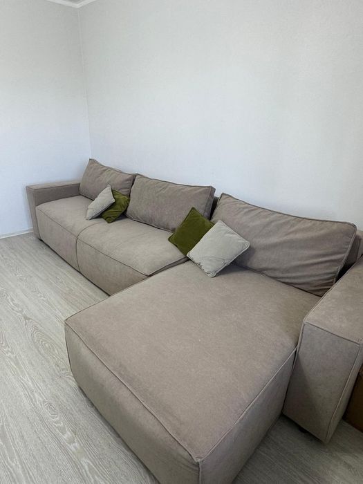 продам диван 4 метра