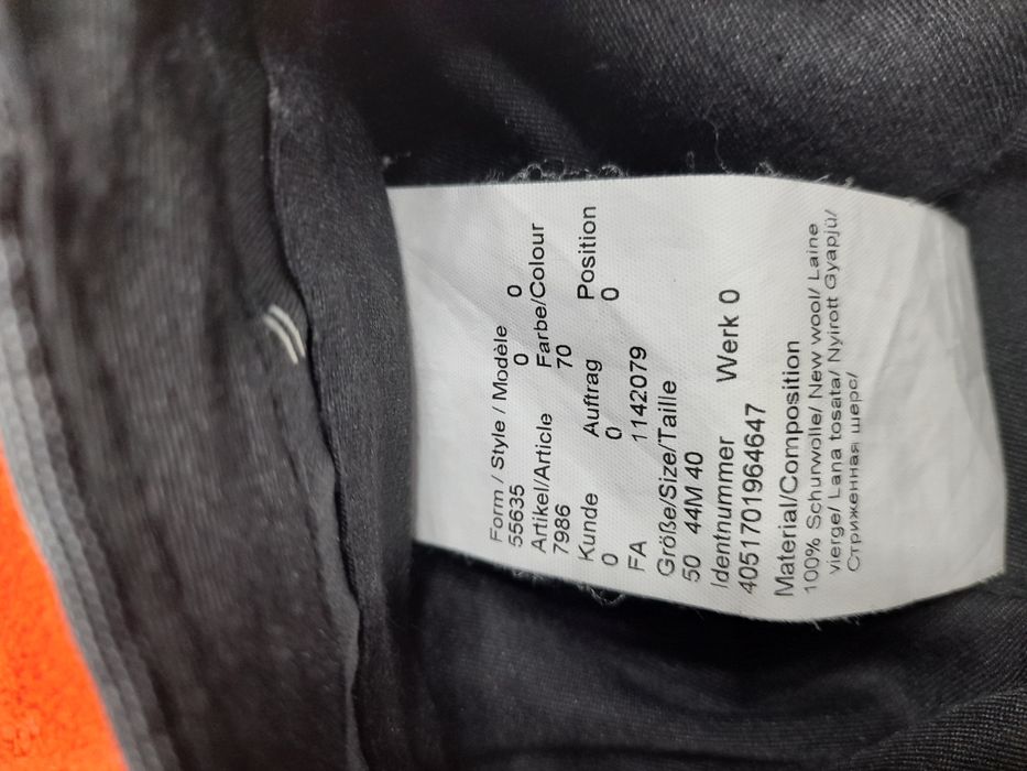 Pantaloni de costum barbatesc..