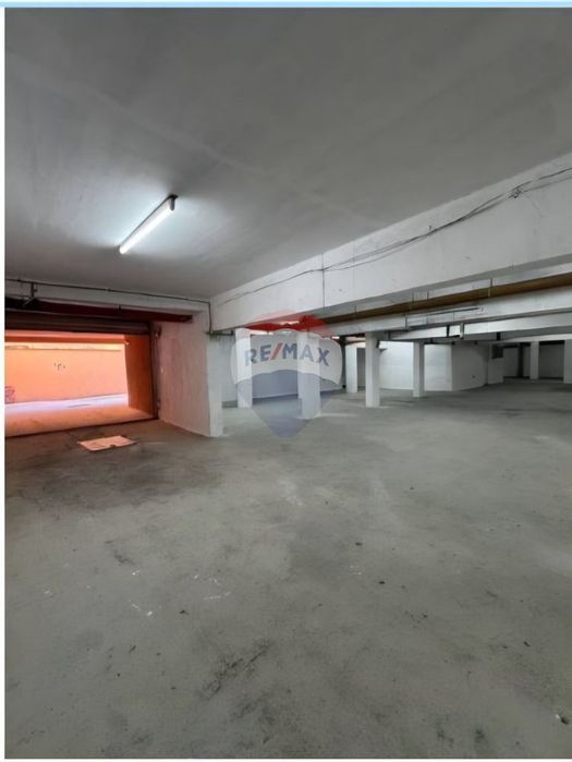 Продава се Гараж / Паркомясто в Варна, Погреби - 3337 кв.м за 4 €/кв.м - Снимка #1
