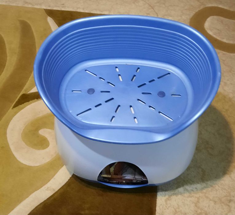 Casa  din plastic pentru pisica