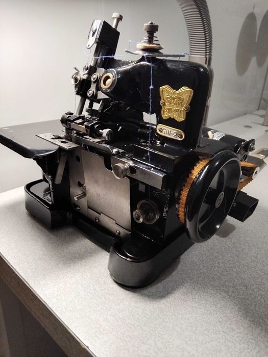 Швейный оверлог 3-х ниточный