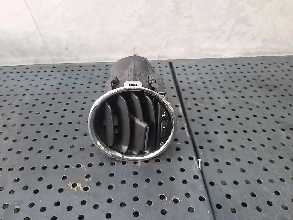 Grila ventilatie bord dreapta fiat 500 312 735627419