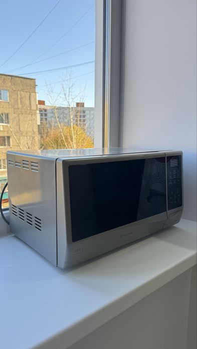 Продам микроволновку SAMSUNG