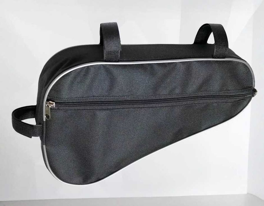 Велосумка большая под раму велосипеда черная новая. Продам за 3000 тг.