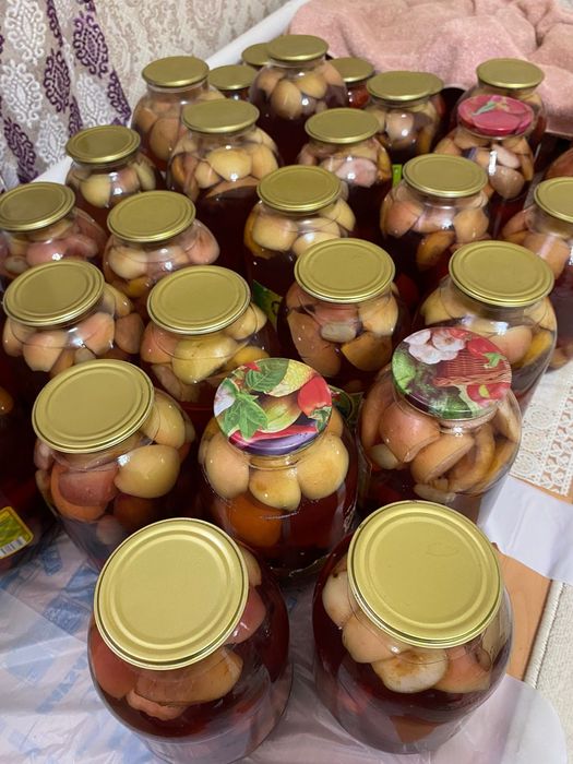 Аджика , компот, огурцы,помидоры