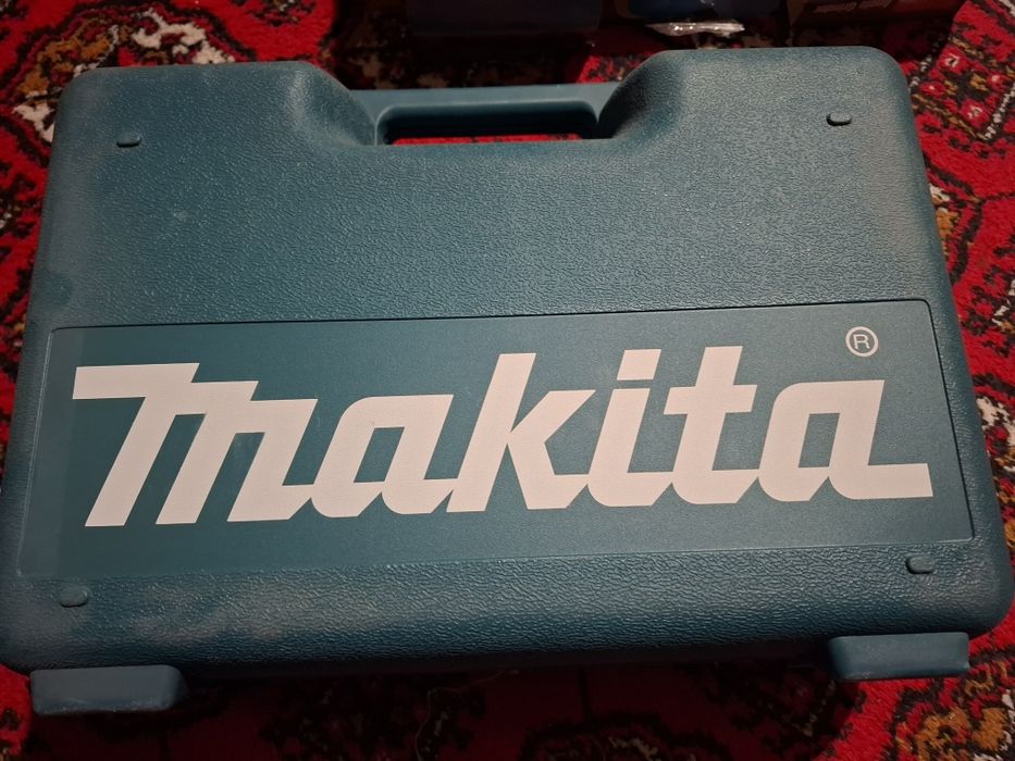 Болгарка макита 9558 HNRK оригинал