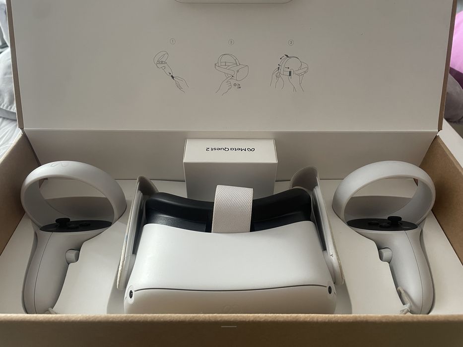 Meta/Oculus Quest 2 de vanzare.
