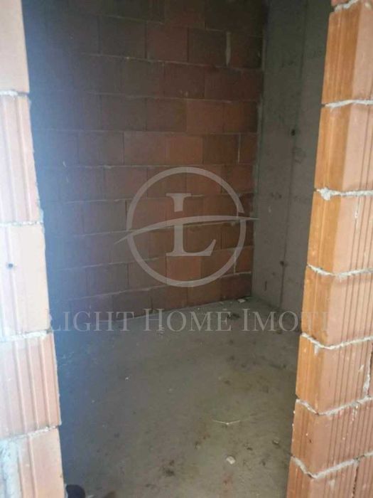 Продава се Тристаен апартамент в Пловдив, Тракия - 106 кв.м за 1925 €/кв.м - Снимка #1