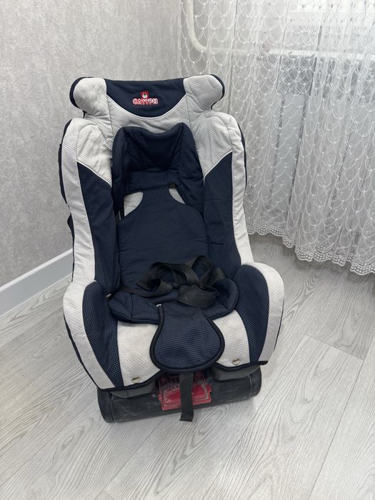 Продаётся автокресло б/у