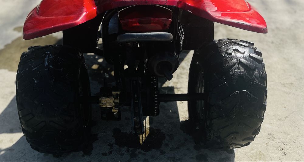 Vand atv 110cc, merge bine