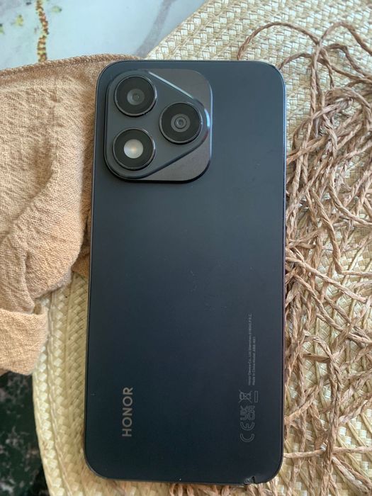HONOR 400 Lite 5G (256GB, 8GB RAM), Velvet Black – Puțin fisurat la colț
