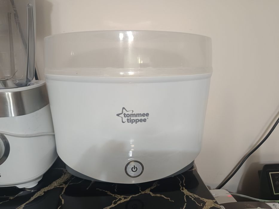 Стерилизатор Tommee Tippee