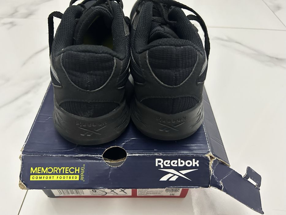 Продам оригинальный кросовку Reebok