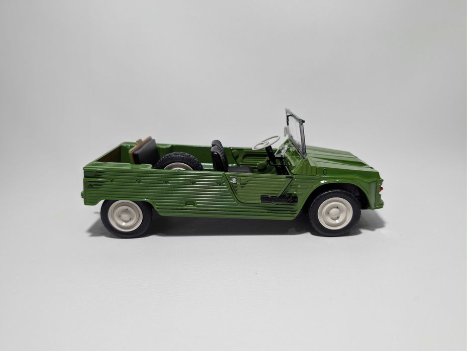 Macheta Solido 1:18, 1969 Citroen Mehari