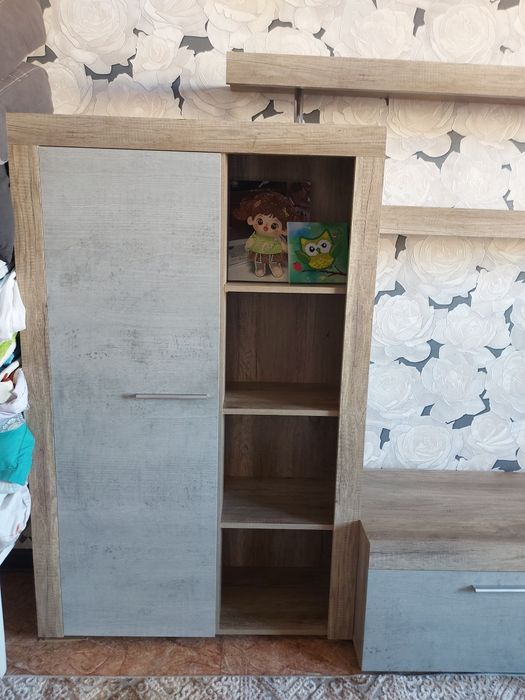 Стенка гостинный