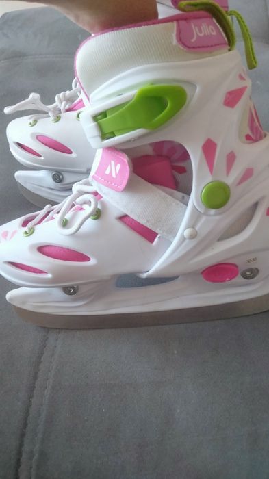 Продам коньки детские, размер 30-33