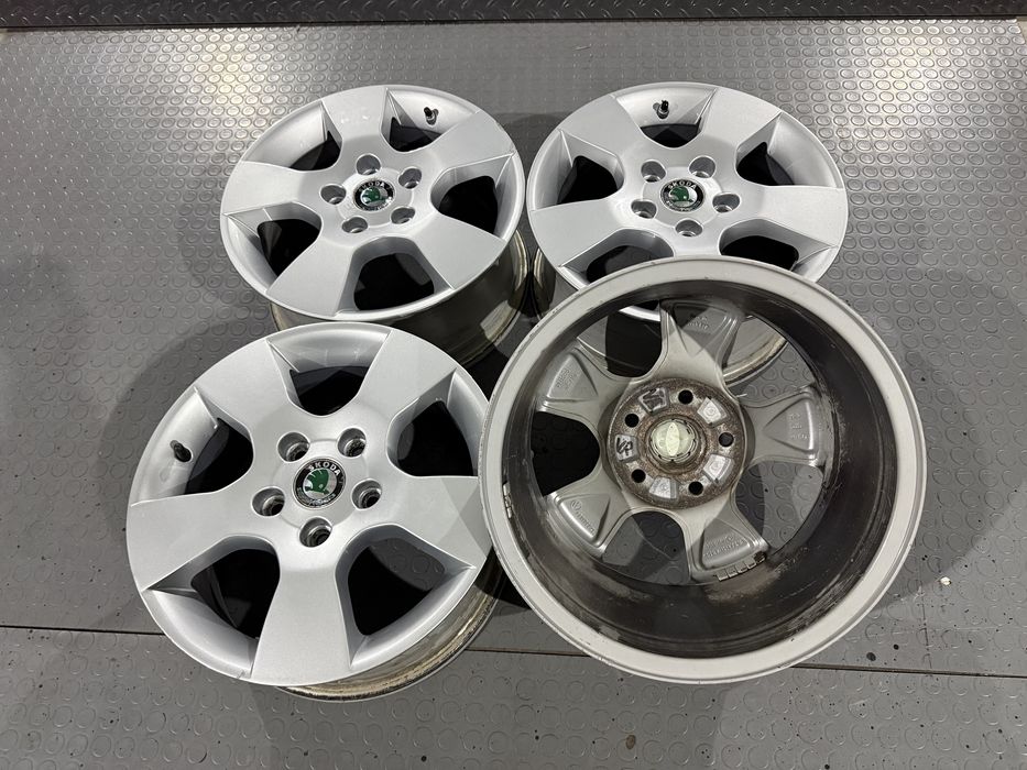 4бр. ОТЛИЧНИ ОРИГИНАЛНИ 15” Джанти 5х112 за-SKODA/AUDI/VW/SEAT/VAG- 6.5Jx15H2, ET50