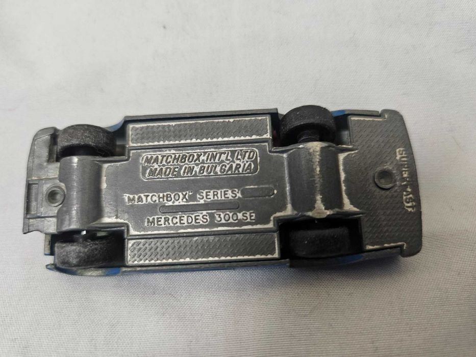 Мачбокс България MATCHBOX Bulgaria MERCEDES 300 SE