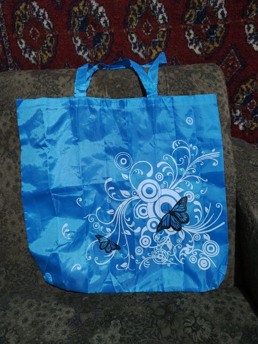 Сумки шоперы 4 штуки, новые