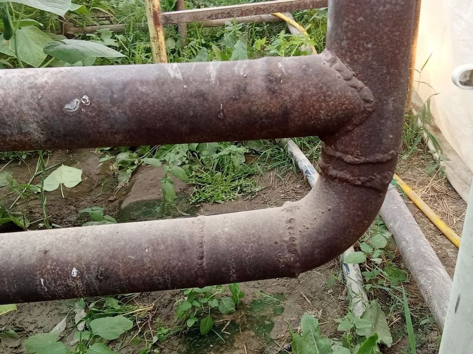 Parnik sotiladi, 5 sotix