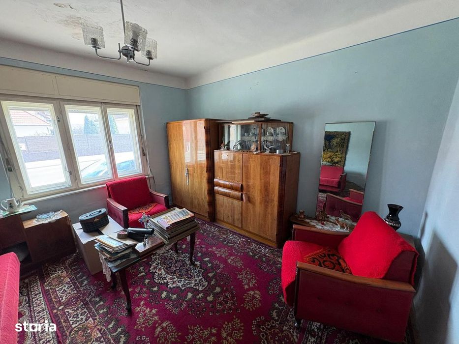 Casă de vânzare singur in curte, teren 320 mp, zona Lazaret.