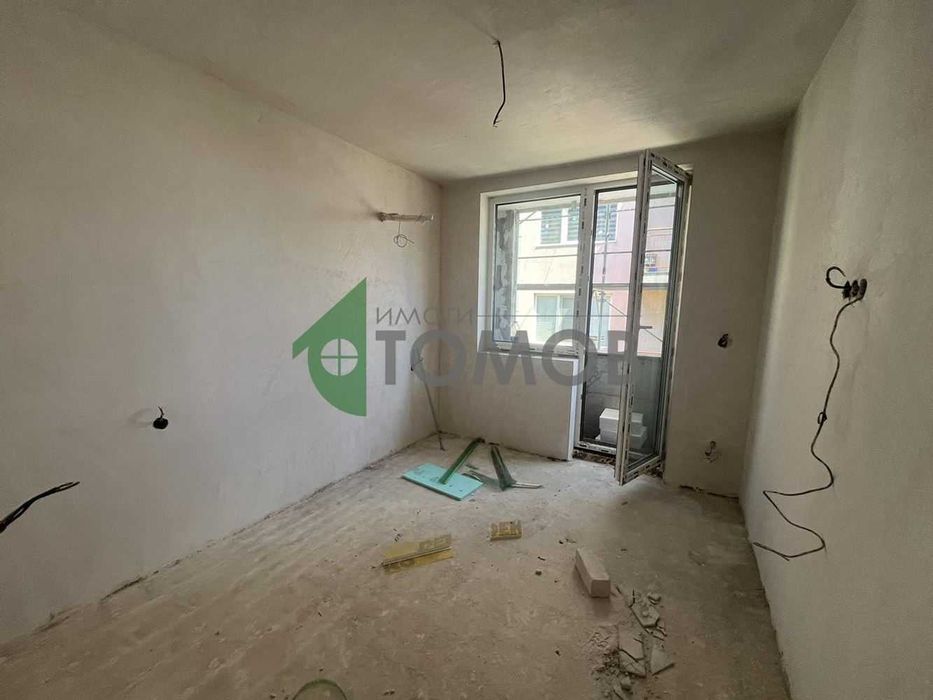 Продава се Тристаен апартамент в Шумен, Пазара - 98 кв.м за 1200 €/кв.м - Снимка #7