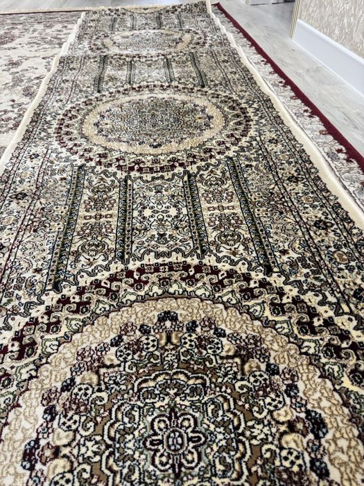 Продам два ковра (дорожки)