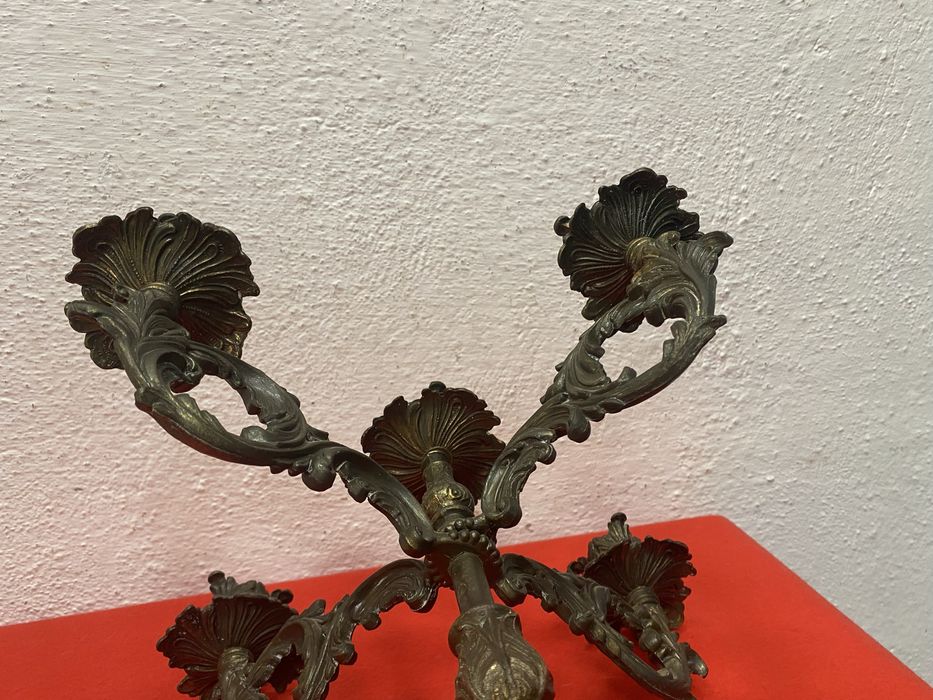 Голям месингов свещник барок