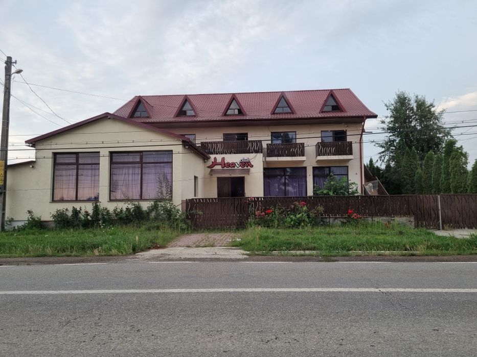 VIND URGENT Spațiu comercial zona centrala.