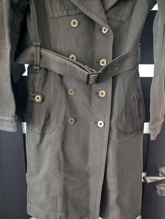 Trenci în stil parizian Zara