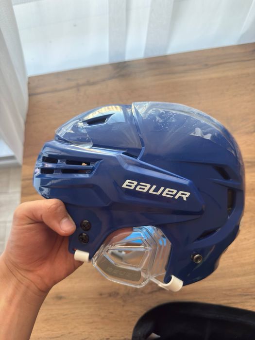 Хоккейный шлем bauer