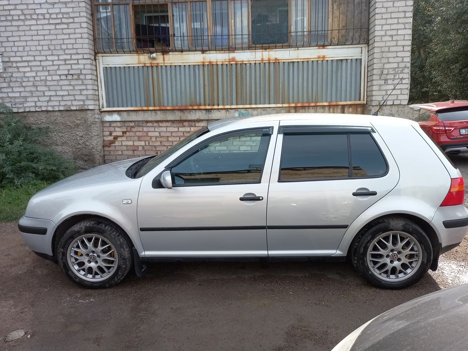 Продам автомашину golf 4