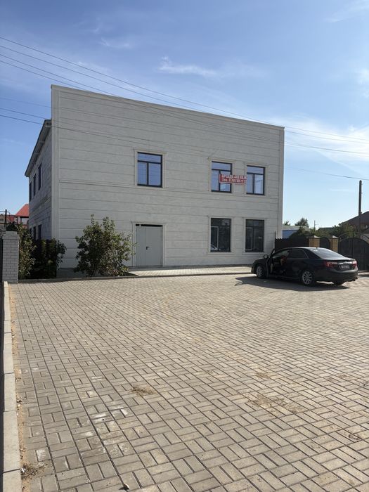 Аренда комерчекого помещения площадью 440 квадратов