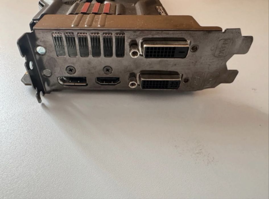 Placa video ASUS GeForce GTX 660 DirectCU II OC 2GB GDDR5 192-bit