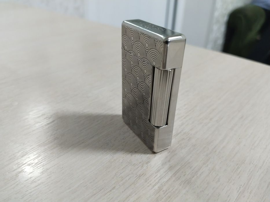 Зажигалка Dupont initial