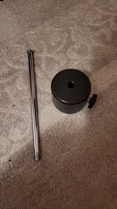 Vând montură ecuatorială eq2 skywatcher + motoraș pentru axa RA !