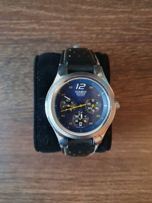 CASIO EDIFICE de barbati