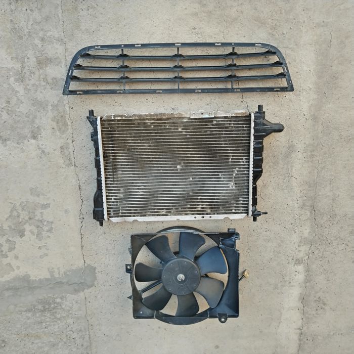 Радиатор вентилятор ришетка