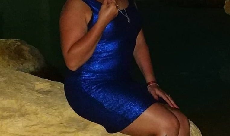 Вечерние платья продам